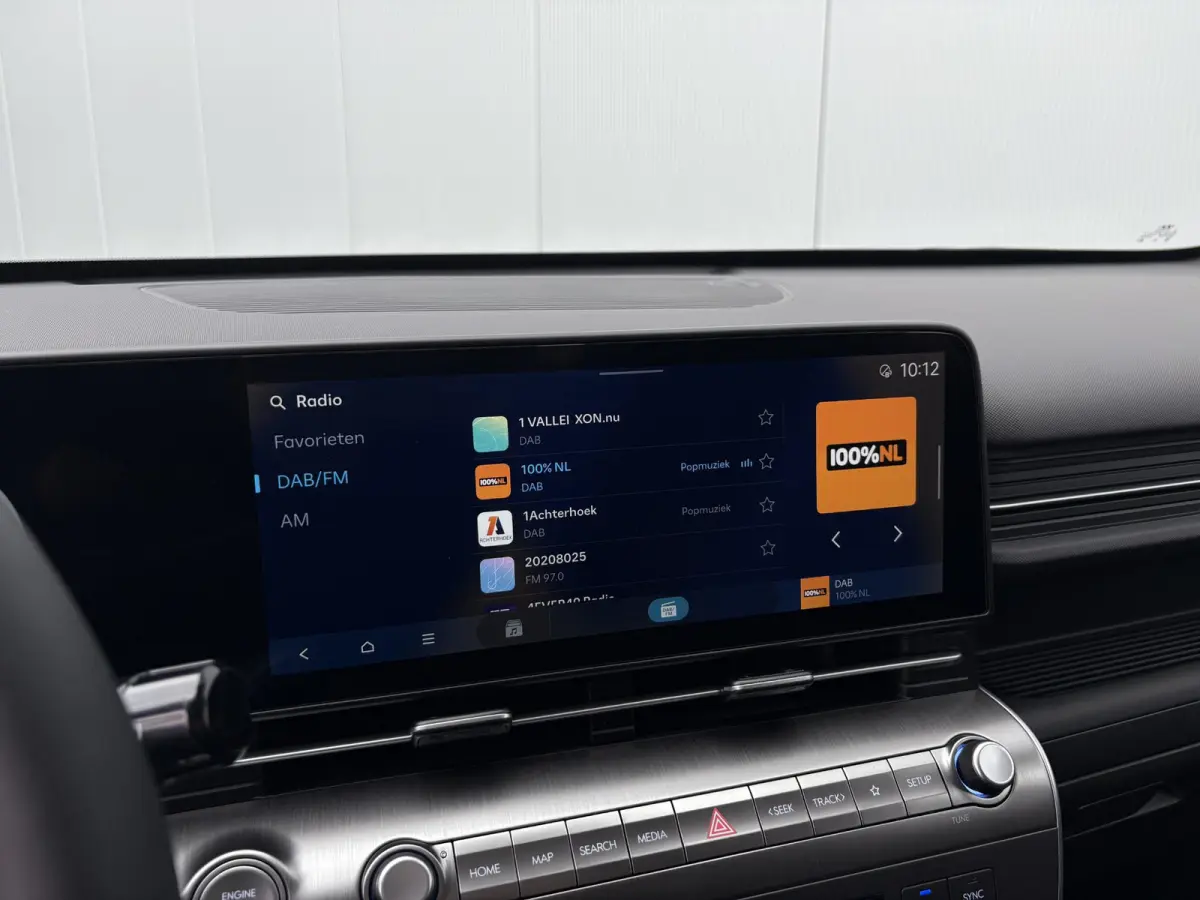 1.6 GDI HEV Comfort Plus / Stoelverwarming voor en achter / Stuurverwarming / Navigatie / Apple Carplay/Android Auto / Stof/Lederen bekleding / Climate Control / Cruis Control Adaptief /