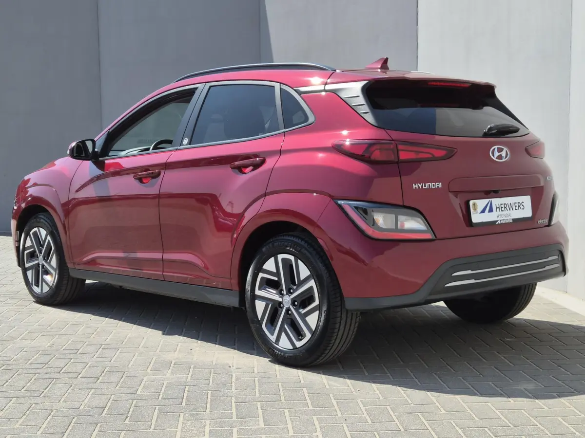 EV Comfort 39 kWh / SOH 100% / 3 fase Laden/ 8 jaar Batterijgarantie/  Fabrieksgarantie tot 02-2027 / Dealer onderhouden / Batterijgarantie tot 02-2030 / WLTP 305 km stad 435 km / CSS snella
