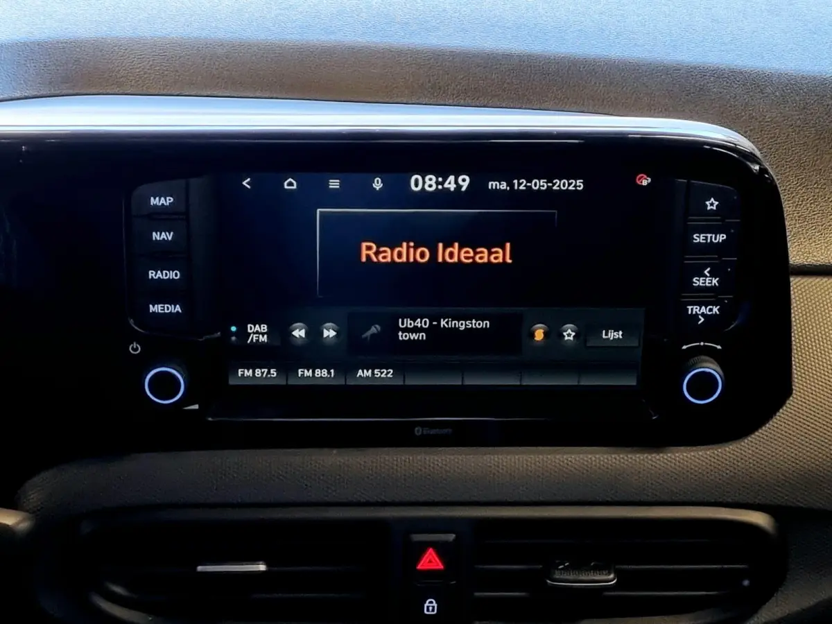 1.0 Comfort / Navigatie / Achteruitrijcamera / Parkeersensoren Achter / Airco / Cruise Control / Snel Leverbaar! /