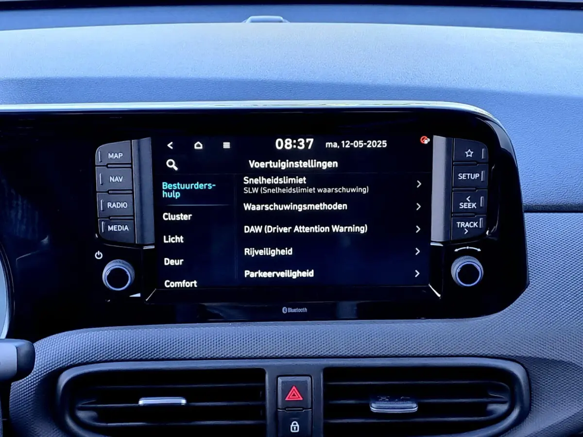 1.0 Comfort / Navigatie / Achteruitrijcamera / Parkeersensoren Achter / Airco / Cruise Control / Snel Leverbaar! /
