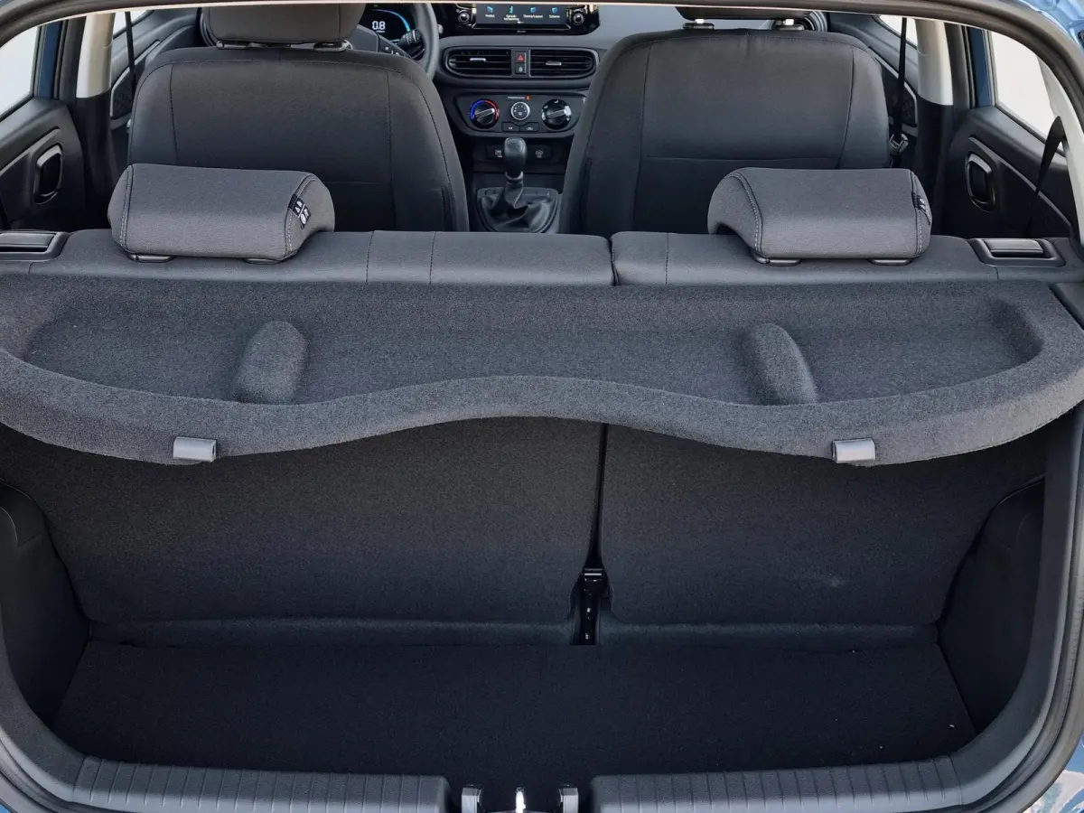 1.0 Comfort / Navigatie / Achteruitrijcamera / Parkeersensoren Achter / Airco / Cruise Control / Snel Leverbaar! /