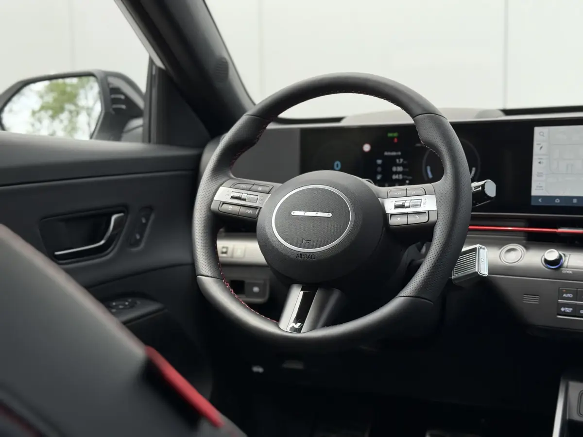N Line 65.4 kWh / Full Option / Dynamische Routeplanner / Climate Control / Adaptive Cruise Control / 360 Camera / Stoel- & Stuurverwarming / Stoelverkoeling / Snel Leverbaar! /