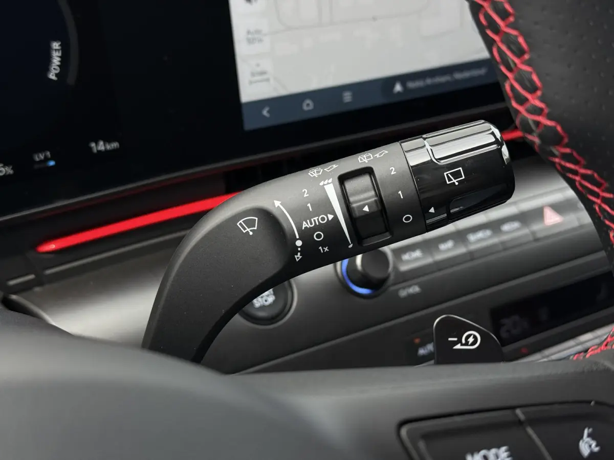 N Line 65.4 kWh / Full Option / Dynamische Routeplanner / Climate Control / Adaptive Cruise Control / 360 Camera / Stoel- & Stuurverwarming / Stoelverkoeling / Snel Leverbaar! /