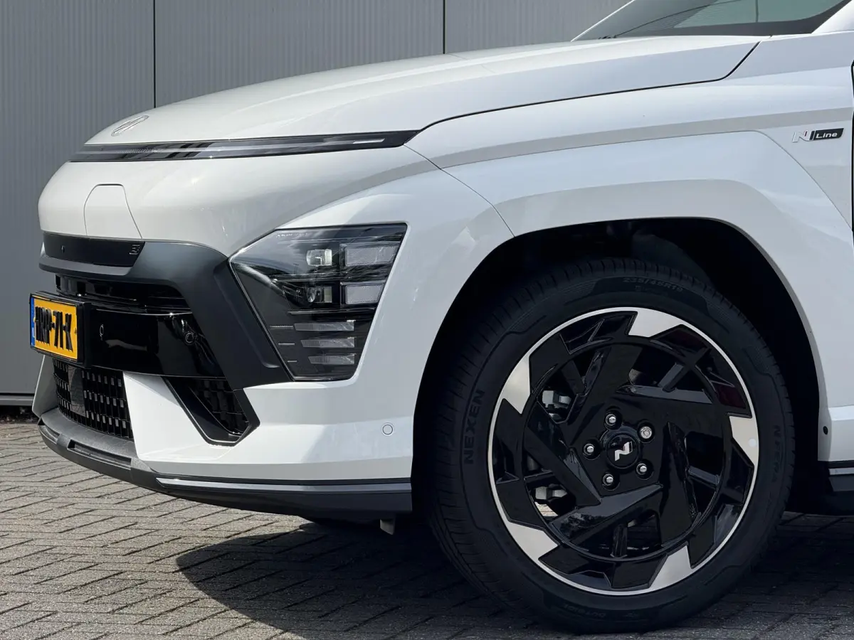 N Line 65.4 kWh / Full Option / Dynamische Routeplanner / Climate Control / Adaptive Cruise Control / 360 Camera / Stoel- & Stuurverwarming / Stoelverkoeling / Snel Leverbaar! /