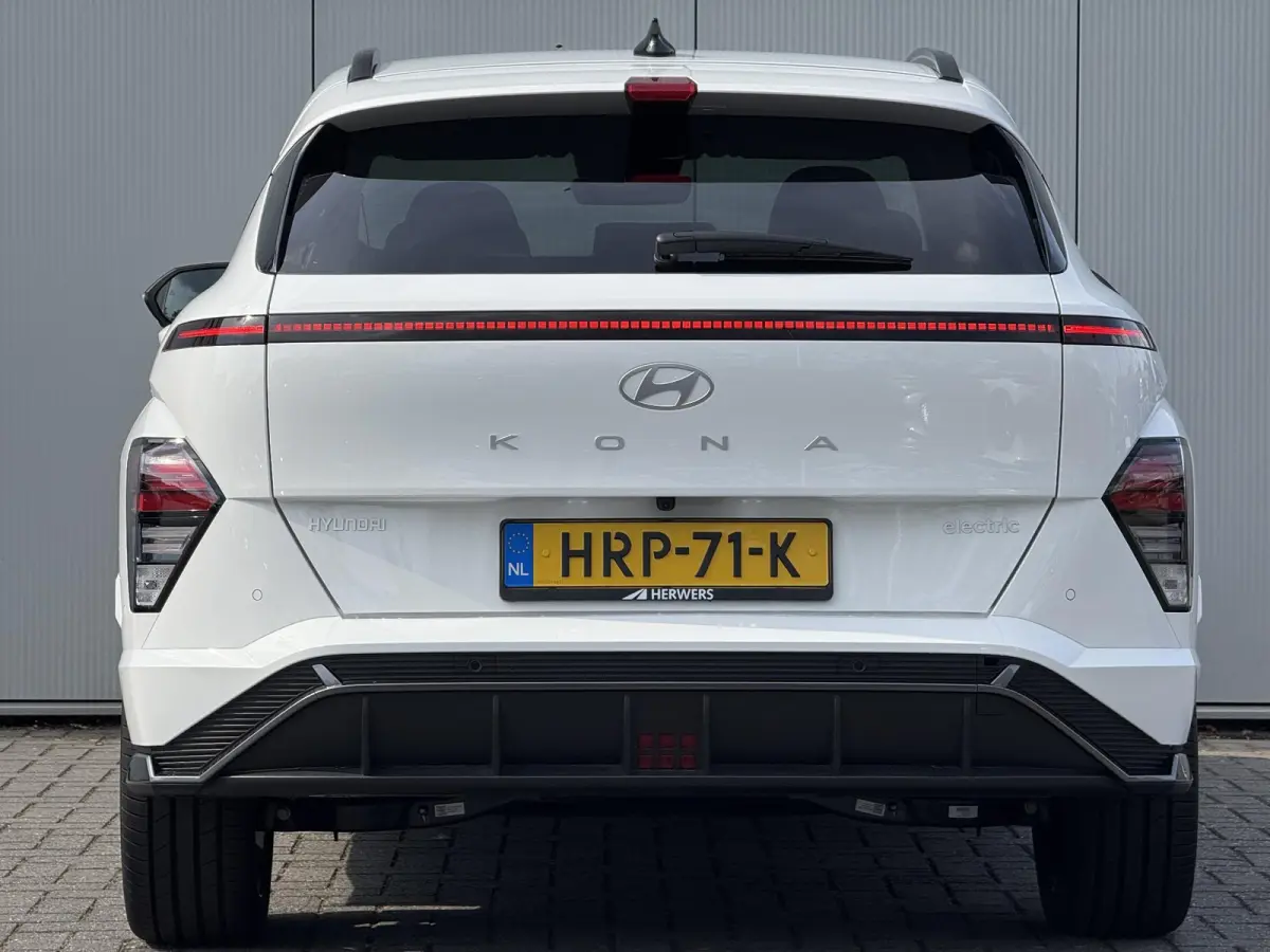 N Line 65.4 kWh / Full Option / Dynamische Routeplanner / Climate Control / Adaptive Cruise Control / 360 Camera / Stoel- & Stuurverwarming / Stoelverkoeling / Snel Leverbaar! /