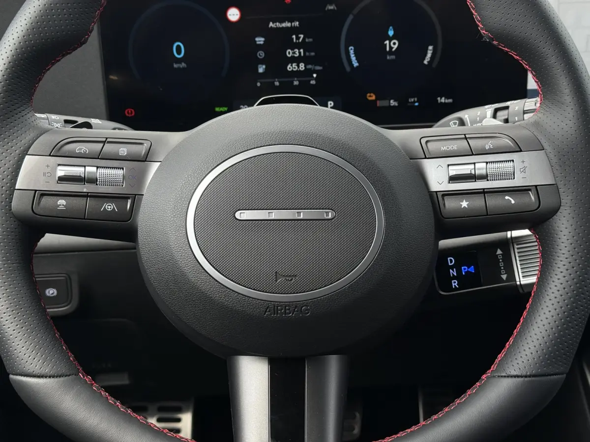 N Line 65.4 kWh / Full Option / Dynamische Routeplanner / Climate Control / Adaptive Cruise Control / 360 Camera / Stoel- & Stuurverwarming / Stoelverkoeling / Snel Leverbaar! /
