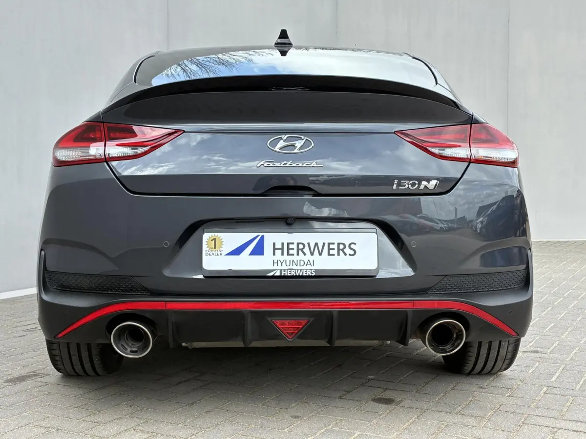 2.0 N 280pk DCT 8 / Fabrieksgarantie t/m 12-2026 / Dealer onderhouden / Trekgewicht 1600 kg / Stuur- & Stoel verwarming / Cruise control / Achteruitrijcamera / Keyless Entry/Start / Apple Ca