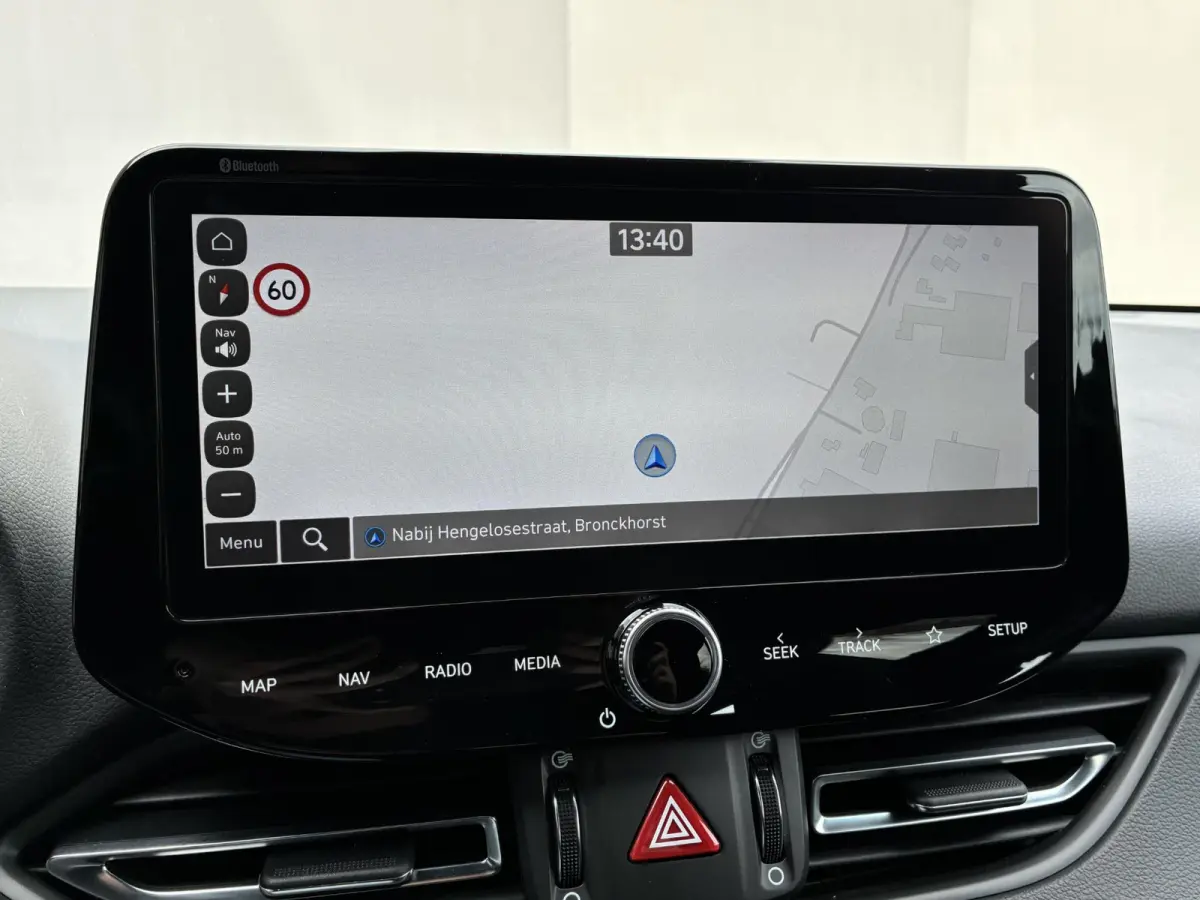 2.0 N 280pk DCT 8 / Fabrieksgarantie t/m 12-2026 / Dealer onderhouden / Trekgewicht 1600 kg / Stuur- & Stoel verwarming / Cruise control / Achteruitrijcamera / Keyless Entry/Start / Apple Ca