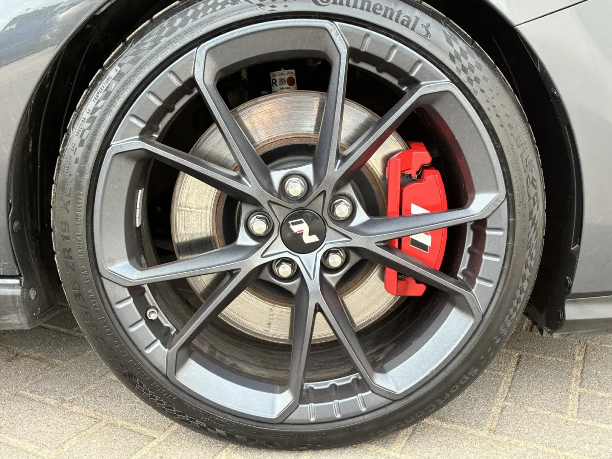 2.0 N 280pk DCT 8 / Fabrieksgarantie t/m 12-2026 / Dealer onderhouden / Trekgewicht 1600 kg / Stuur- & Stoel verwarming / Cruise control / Achteruitrijcamera / Keyless Entry/Start / Apple Ca