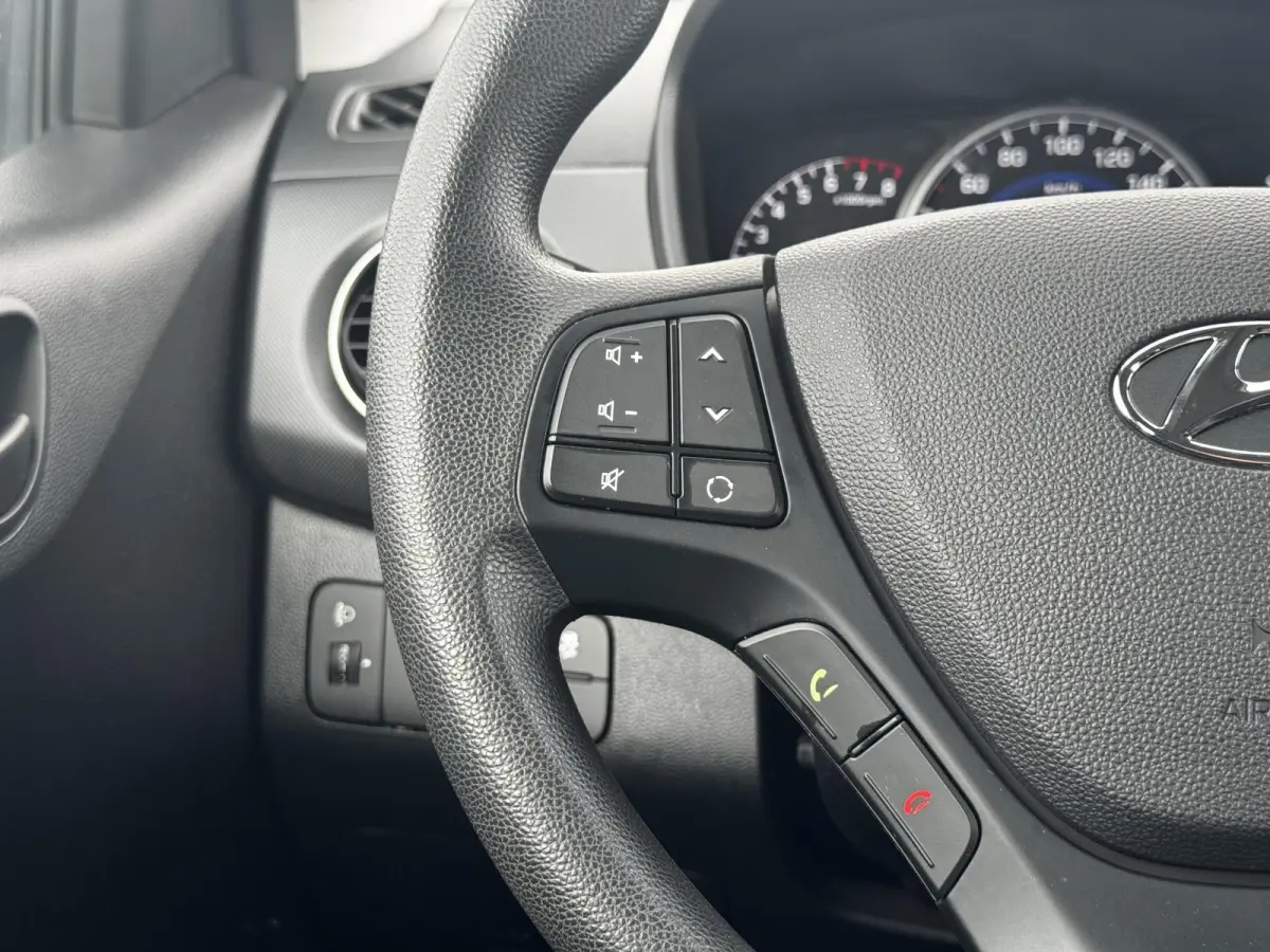 1.0i Comfort / 17.569 km!!!! / Airco / Cruise control / Bluetooth /