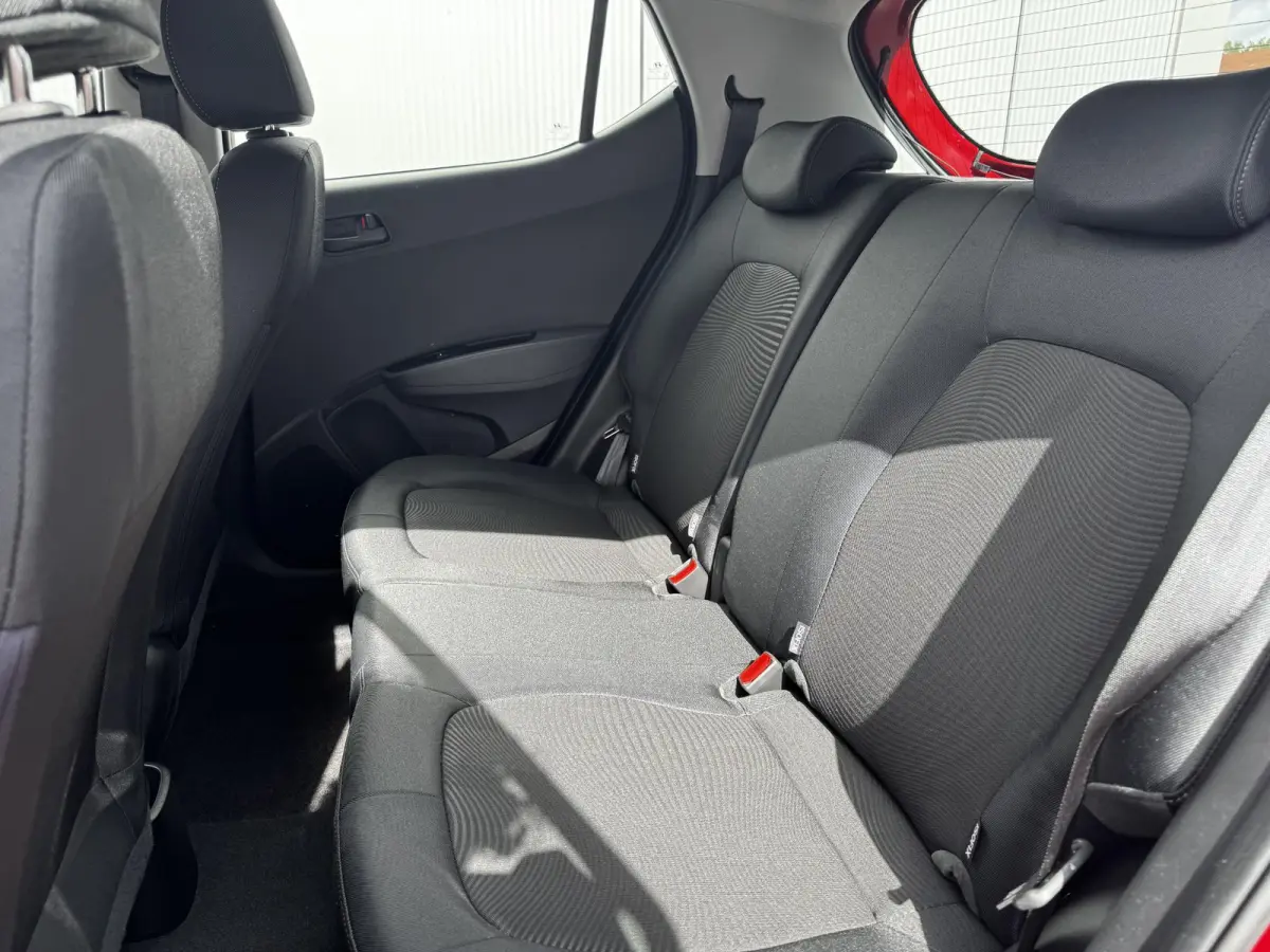 1.0i Comfort / 17.569 km!!!! / Airco / Cruise control / Bluetooth /