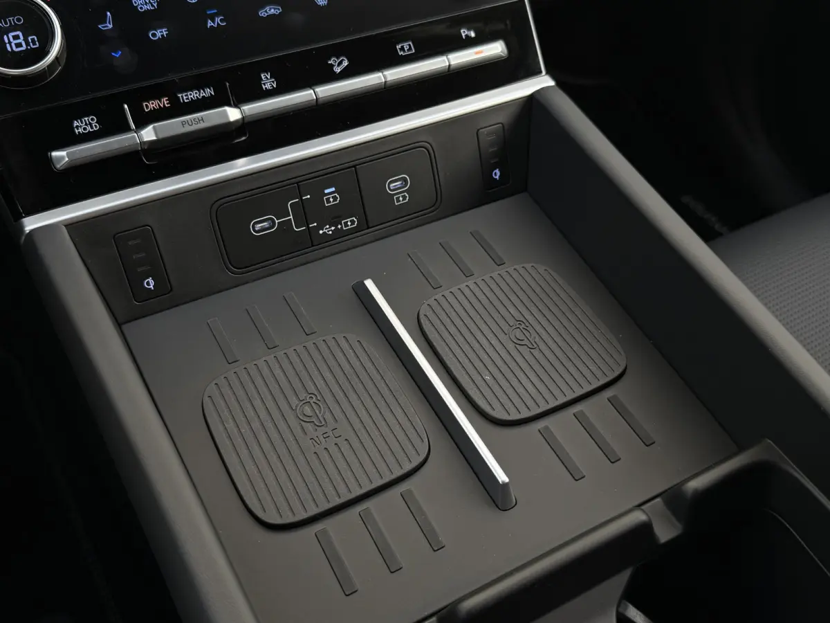 1.6 T-GDI PHEV Premium Plus 4WD 7p / Stoelkoeling / Stuur- & Stoelverwarming / BOSE Audio / Zwart Leder / NL Auto /