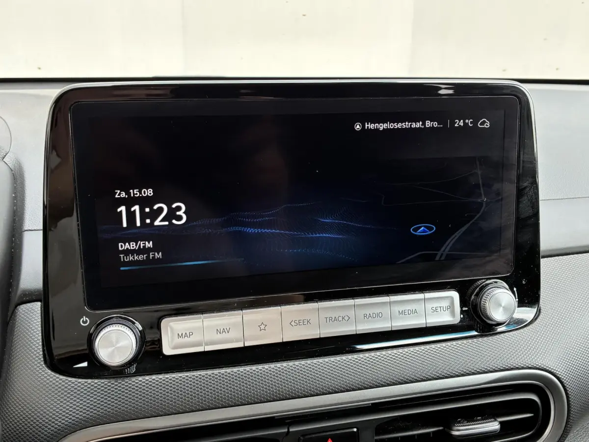 EV Fashion 39 kWh / SOH 95% / Fabrieksgarantie t/m 05-2027 / Dealer Onderhouden / Apple Carplay/Android Auto / Navigatie / 3-Fase laden / Snelladen /