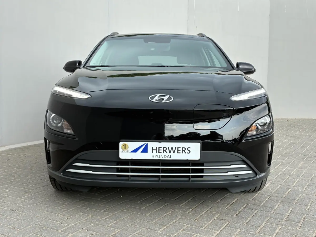 EV Fashion 39 kWh / SOH 95% / Fabrieksgarantie t/m 05-2027 / Dealer Onderhouden / Apple Carplay/Android Auto / Navigatie / 3-Fase laden / Snelladen /