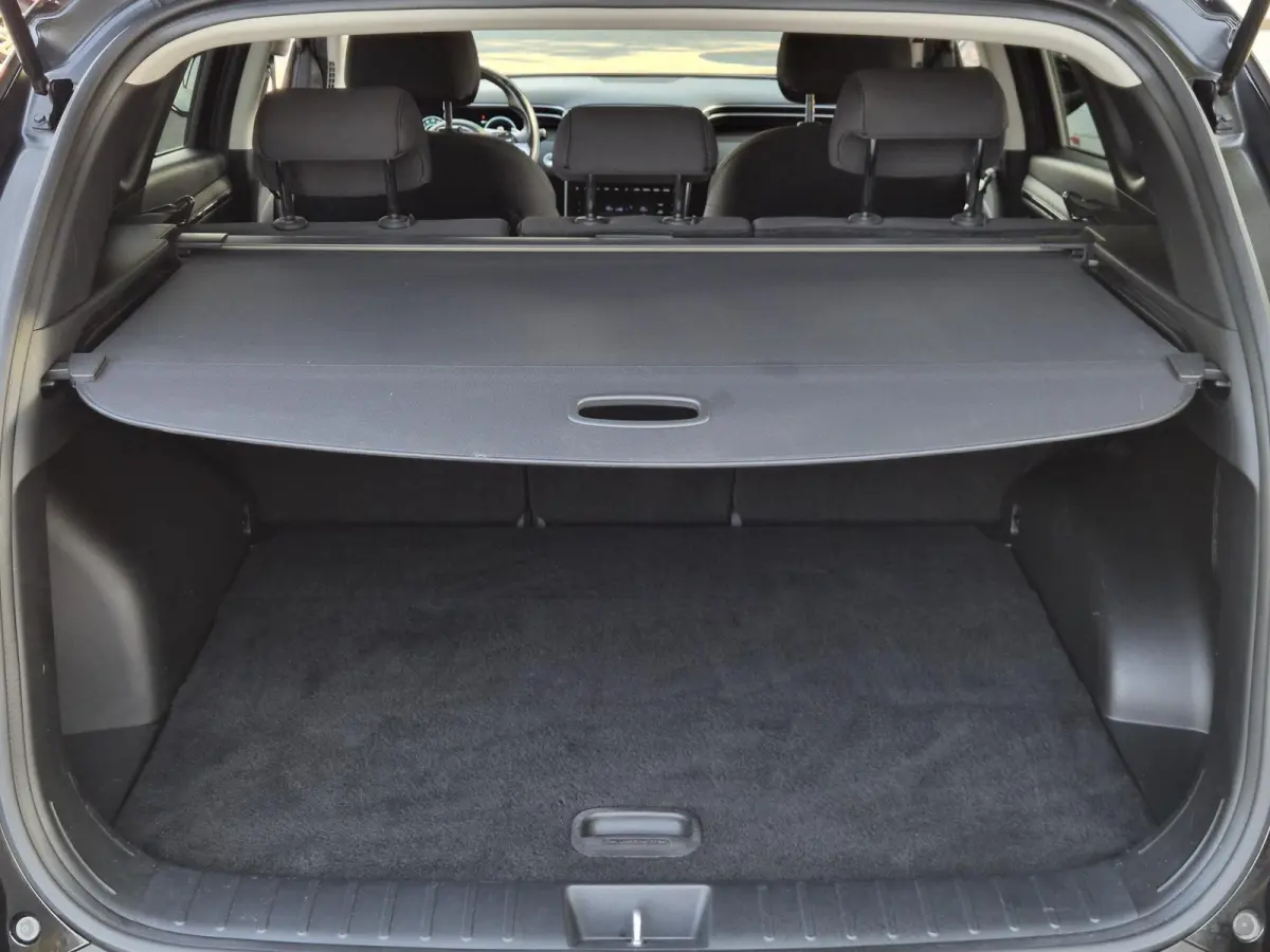 1.6 T-GDI PHEV Comfort Smart Sky 4WD / Dealeronderhouden / Fabrieksgarantie tot 06-2027 / Glazen schuif- en kanteldak / Stuur- & Stoelverwarming / Trekgewicht 1350 kg / Adaptief cruise contr
