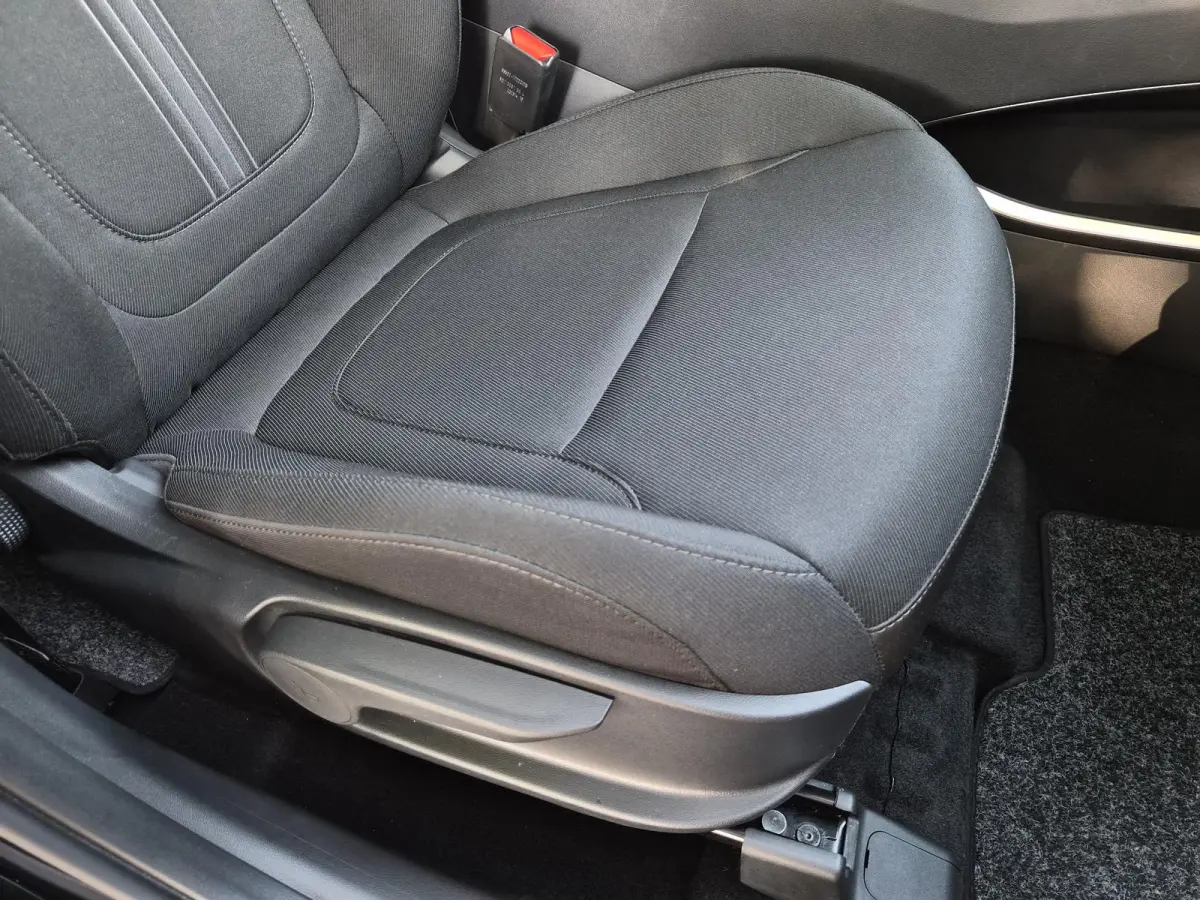 1.6 T-GDI PHEV Comfort Smart Sky 4WD / Dealeronderhouden / Fabrieksgarantie tot 06-2027 / Glazen schuif- en kanteldak / Stuur- & Stoelverwarming / Trekgewicht 1350 kg / Adaptief cruise contr