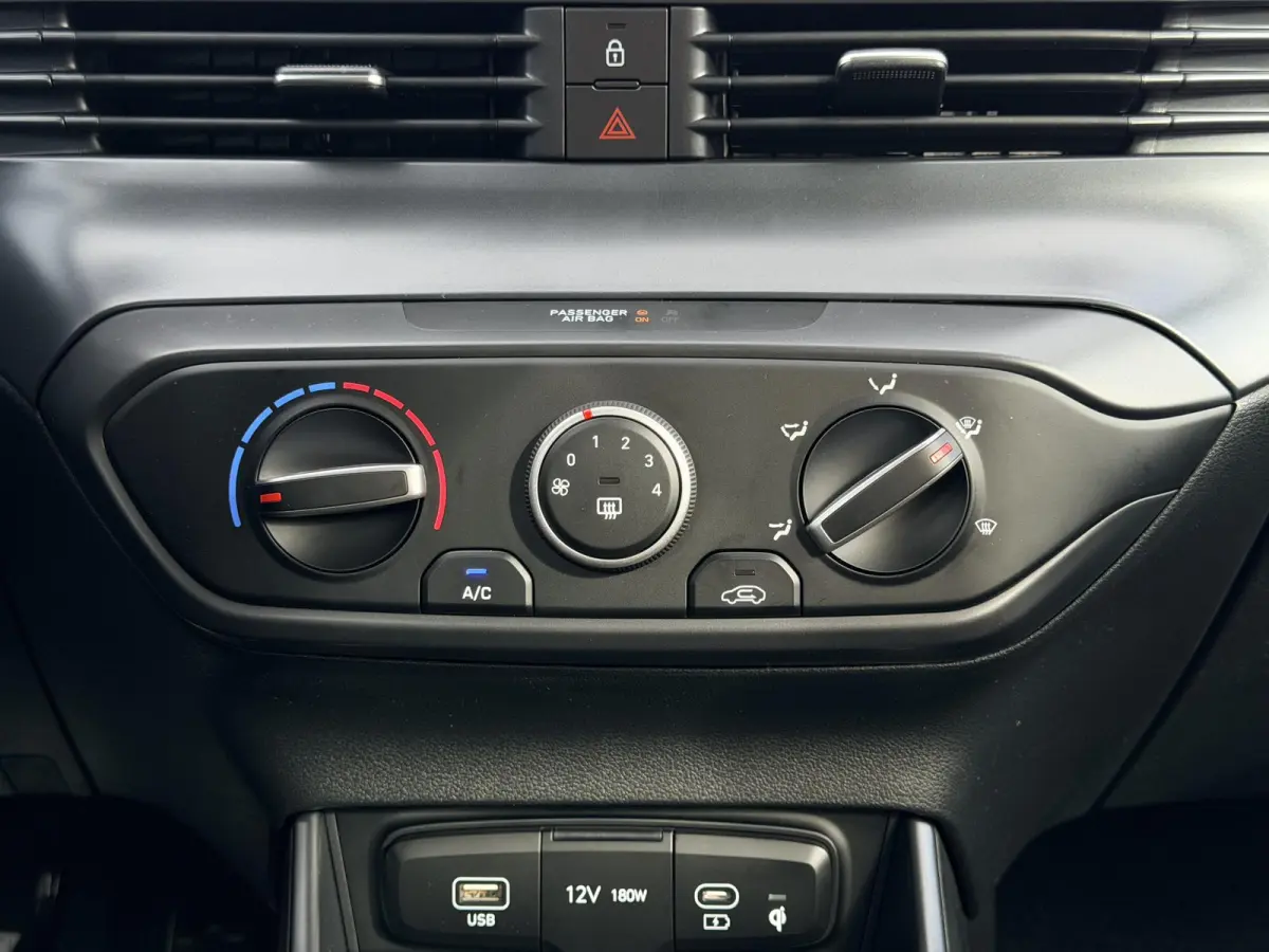 1.0 T-GDI Comfort / Led koplampen / Navigatie / Cruise Control / Apple Carplay / 16"lm /