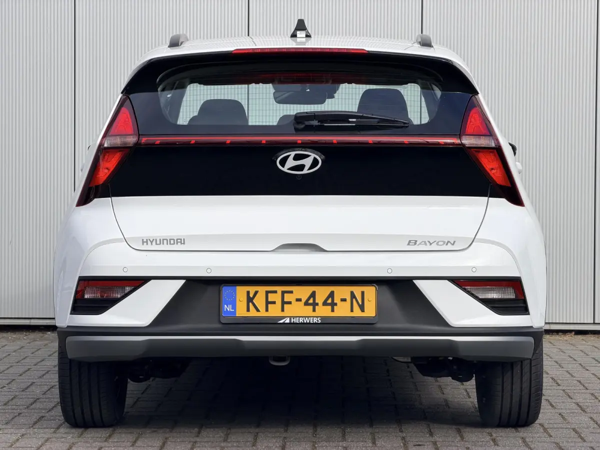 1.0 T-GDI Comfort / Led koplampen / Navigatie / Cruise Control / Apple Carplay / 16"lm /