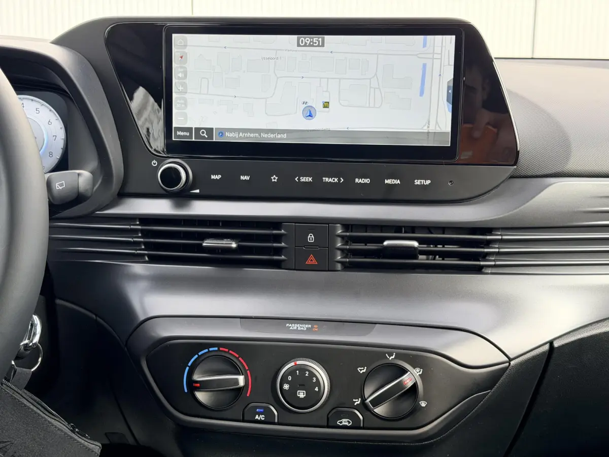 1.0 T-GDI Comfort / Led koplampen / Navigatie / Cruise Control / Apple Carplay / 16"lm /