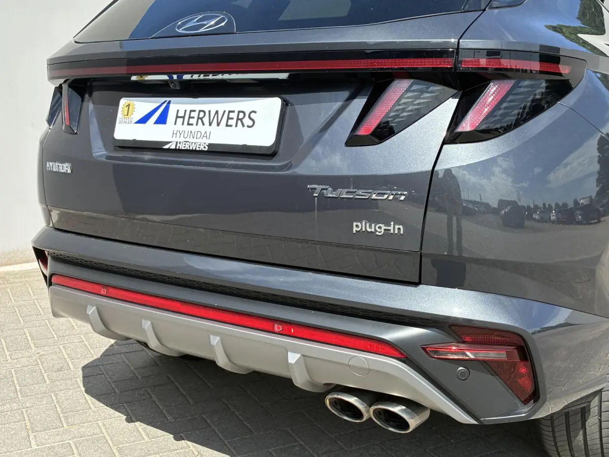 1.6 T-GDI PHEV N Line Edition 4WD / Fabrieksgarantie t/m 04-2027 / Dealer Onderhouden / Stoel-/Stuurverwarming / Achteruitrijcamera / Navigatie / Apple Carplay/Android Auto / Adaptieve Cruis