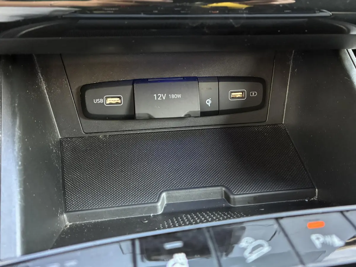 1.6 T-GDI PHEV N Line Edition 4WD / Fabrieksgarantie t/m 04-2027 / Dealer Onderhouden / Stoel-/Stuurverwarming / Achteruitrijcamera / Navigatie / Apple Carplay/Android Auto / Adaptieve Cruis