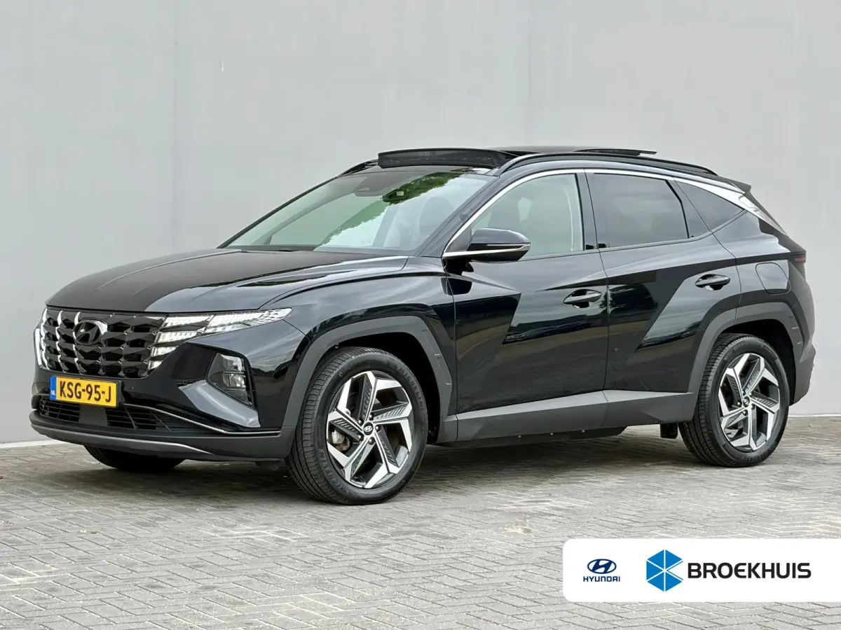 1.6 T-GDI PHEV Comfort Smart Sky 4WD / Dealer Onderhouden / SOH 100% / Panoramadak / Adaptief Cruise Control / Navigatie / Achteruitrijcamera / Apple Carplay & Android Auto / Stoel & Stuurve