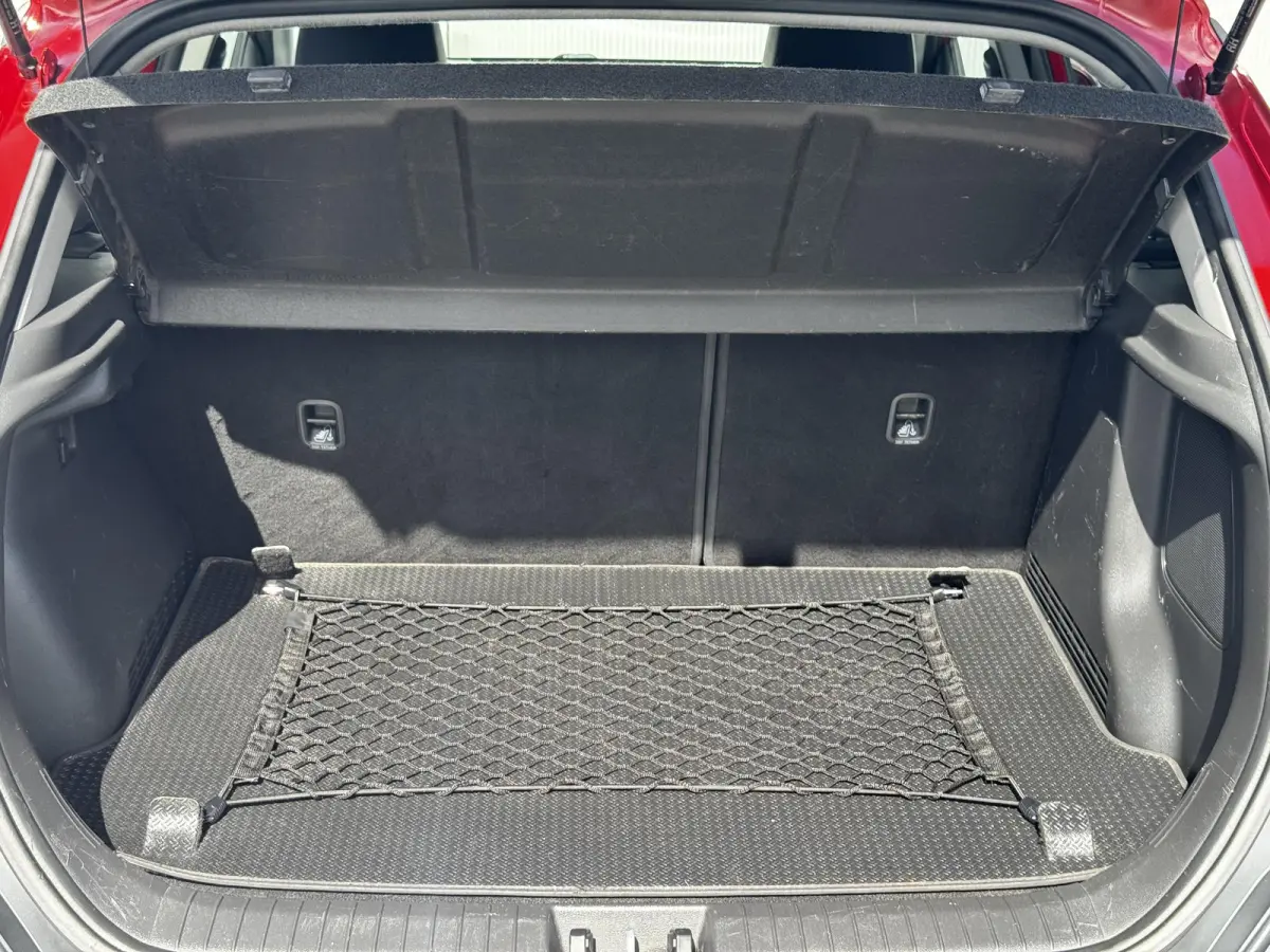 1.6 GDI HEV Premium / Dealeronderhouden / Lederen Bekleding / Stoel verwarming en Verkoeling / Navigatie /