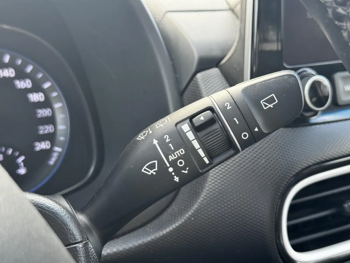 1.6 GDI HEV Premium / Dealeronderhouden / Lederen Bekleding / Stoel verwarming en Verkoeling / Navigatie /