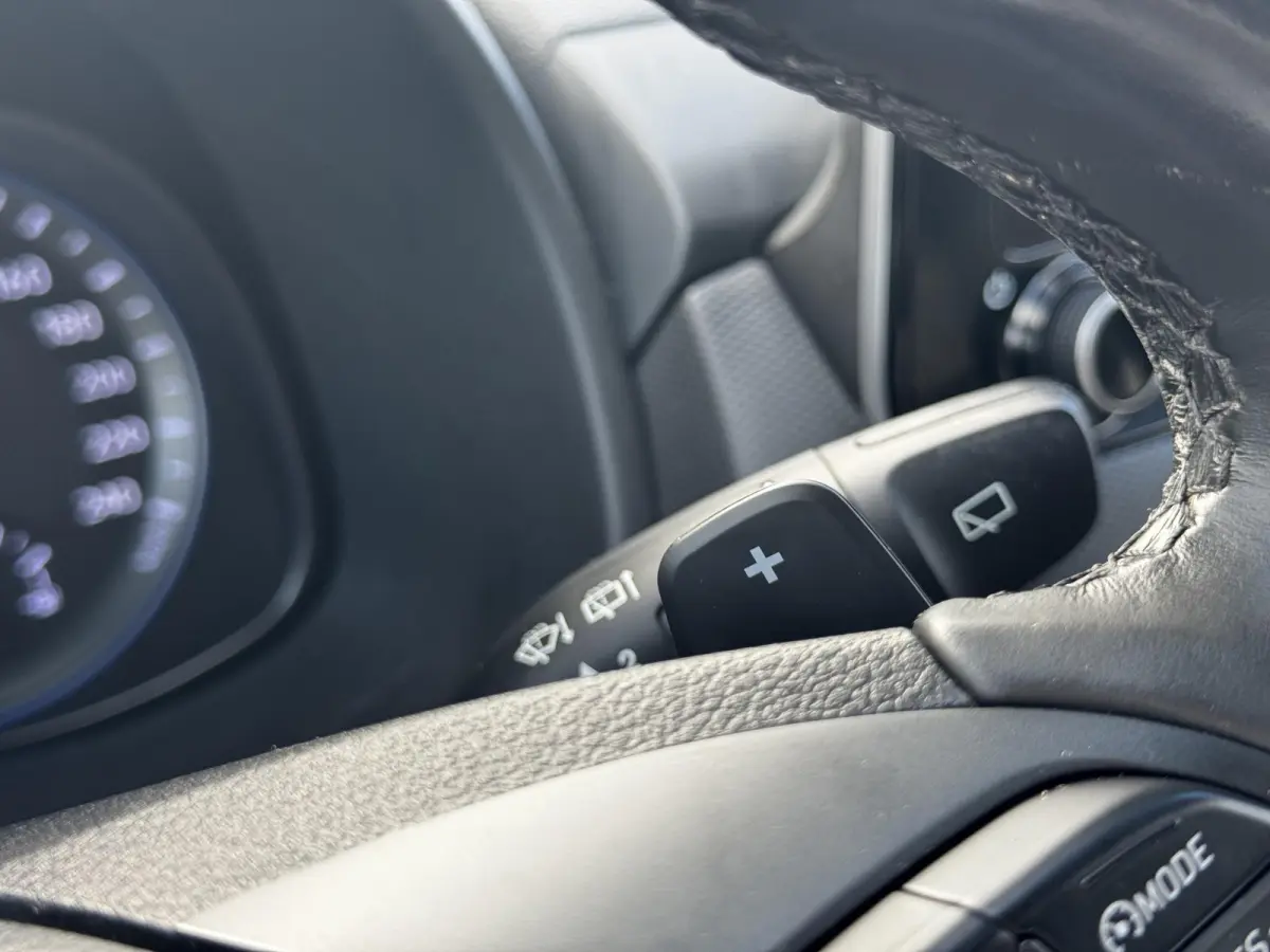 1.6 GDI HEV Premium / Dealeronderhouden / Lederen Bekleding / Stoel verwarming en Verkoeling / Navigatie /