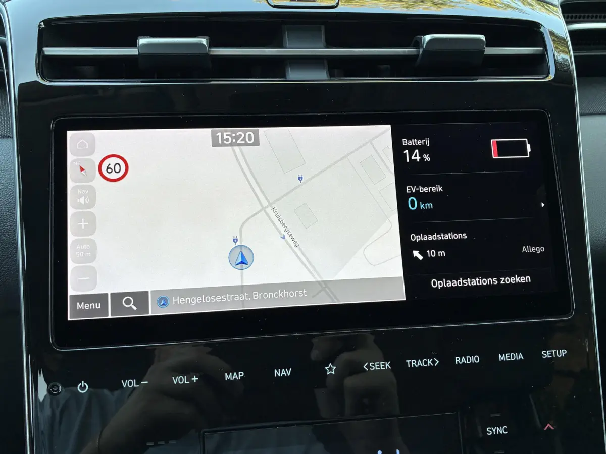 1.6 T-GDI PHEV Comfort 4WD / Premium Lederen Bekleding / Dealer Onderhouden / Stoel-/Stuurverwarming / Achteruitrijcamera / Navigatie / Apple Carplay/Android Auto /