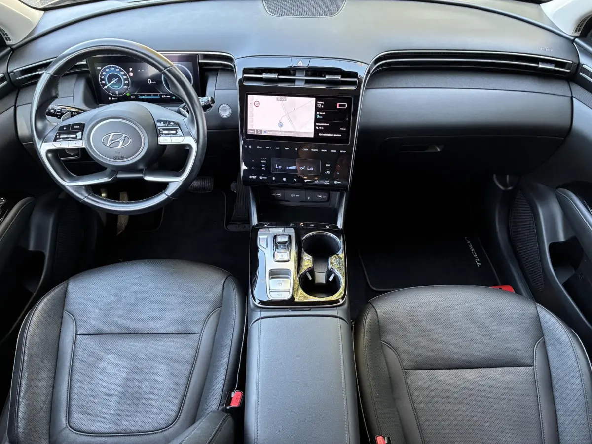 1.6 T-GDI PHEV Comfort 4WD / Premium Lederen Bekleding / Dealer Onderhouden / Stoel-/Stuurverwarming / Achteruitrijcamera / Navigatie / Apple Carplay/Android Auto /