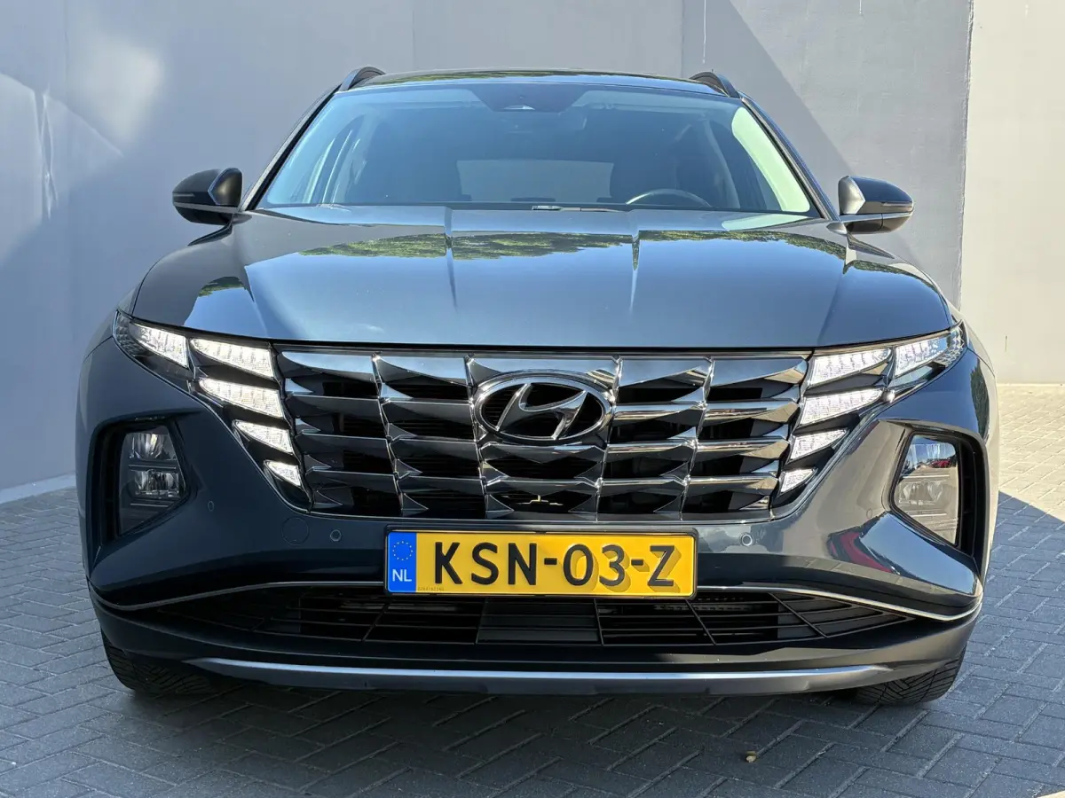 1.6 T-GDI PHEV Comfort 4WD / Premium Lederen Bekleding / Dealer Onderhouden / Stoel-/Stuurverwarming / Achteruitrijcamera / Navigatie / Apple Carplay/Android Auto /