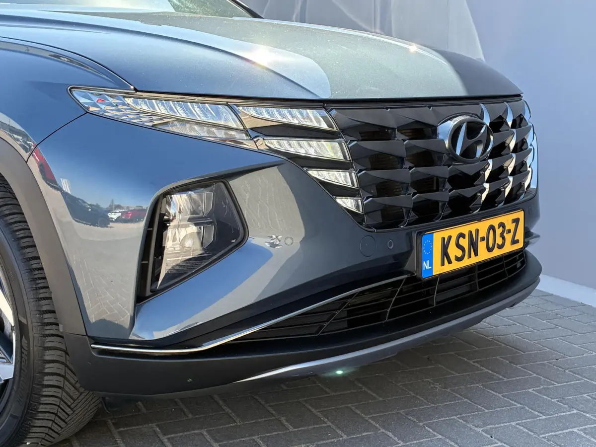 1.6 T-GDI PHEV Comfort 4WD / Premium Lederen Bekleding / Dealer Onderhouden / Stoel-/Stuurverwarming / Achteruitrijcamera / Navigatie / Apple Carplay/Android Auto /
