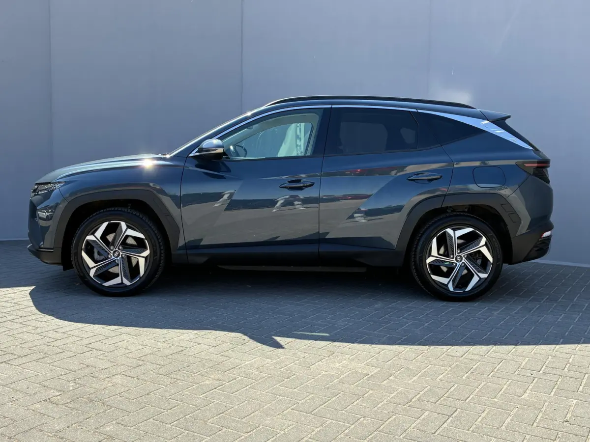 1.6 T-GDI PHEV Comfort 4WD / Premium Lederen Bekleding / Dealer Onderhouden / Stoel-/Stuurverwarming / Achteruitrijcamera / Navigatie / Apple Carplay/Android Auto /