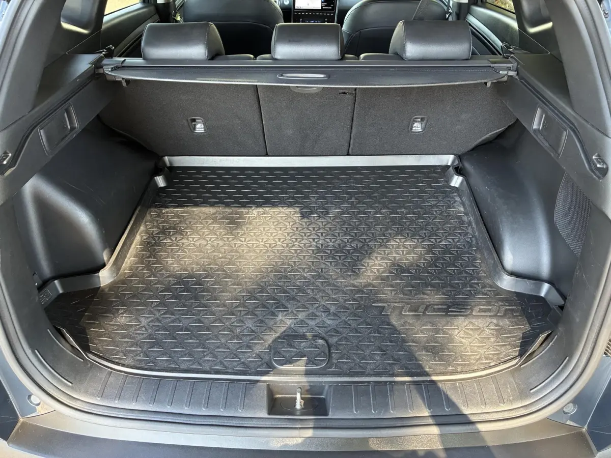 1.6 T-GDI PHEV Comfort 4WD / Premium Lederen Bekleding / Dealer Onderhouden / Stoel-/Stuurverwarming / Achteruitrijcamera / Navigatie / Apple Carplay/Android Auto /