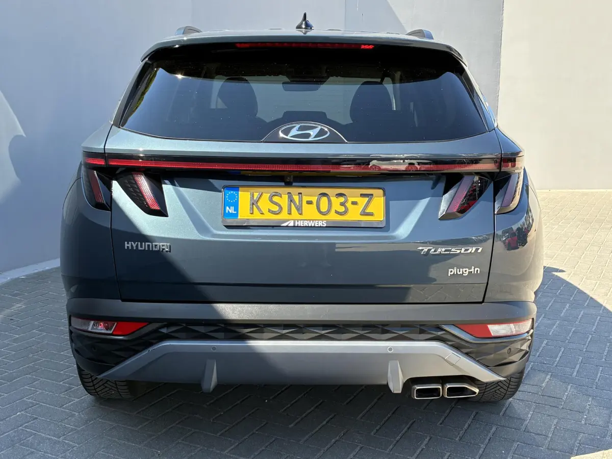 1.6 T-GDI PHEV Comfort 4WD / Premium Lederen Bekleding / Dealer Onderhouden / Stoel-/Stuurverwarming / Achteruitrijcamera / Navigatie / Apple Carplay/Android Auto /