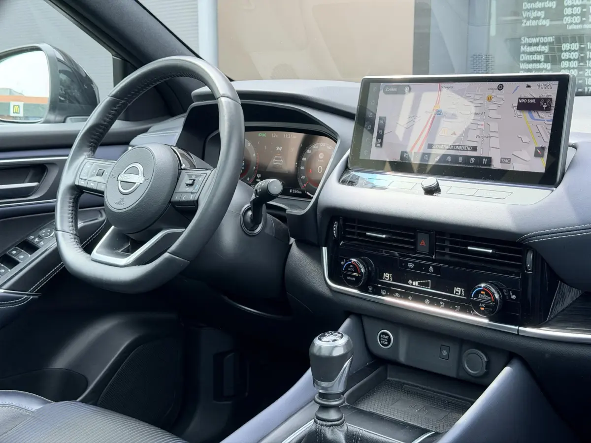 1.3 MHEV Tekna / Trekhaak 1.400 KG / NL Auto / Voorruitverwarming / Panoramadak / Stoel- & Stuurverwarming / 360 Camera / Elek. Achterklep / HUD /