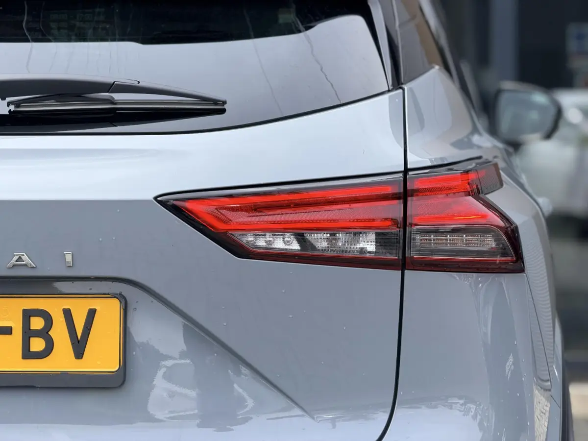 1.3 MHEV Tekna / Trekhaak 1.400 KG / NL Auto / Voorruitverwarming / Panoramadak / Stoel- & Stuurverwarming / 360 Camera / Elek. Achterklep / HUD /