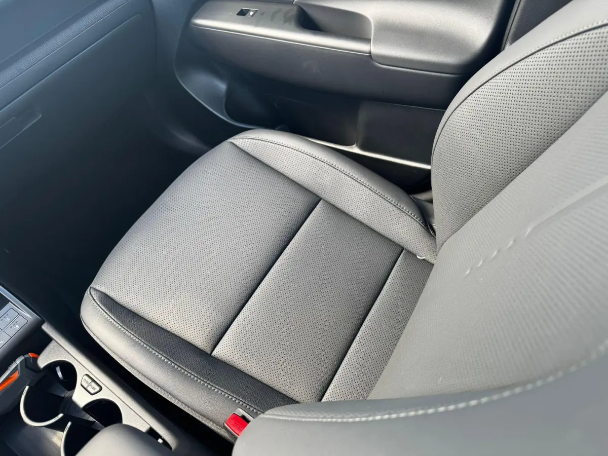 1.6 GDI HEV Premium Sky / Schuif- & Kanteldak / Stoelverkoeling / Stoelverwarming Voor + Achter / 360 Camera / Memory Seat / BOSE Audio /