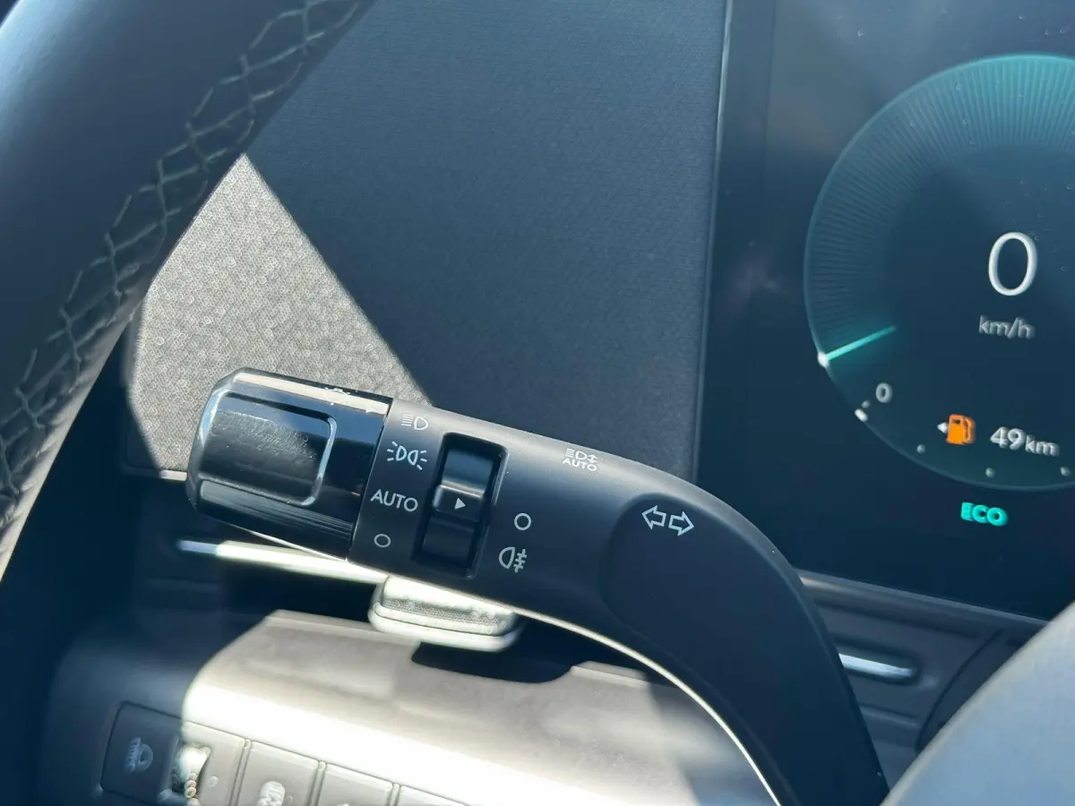 1.6 GDI HEV Premium Sky / Schuif- & Kanteldak / Stoelverkoeling / Stoelverwarming Voor + Achter / 360 Camera / Memory Seat / BOSE Audio /