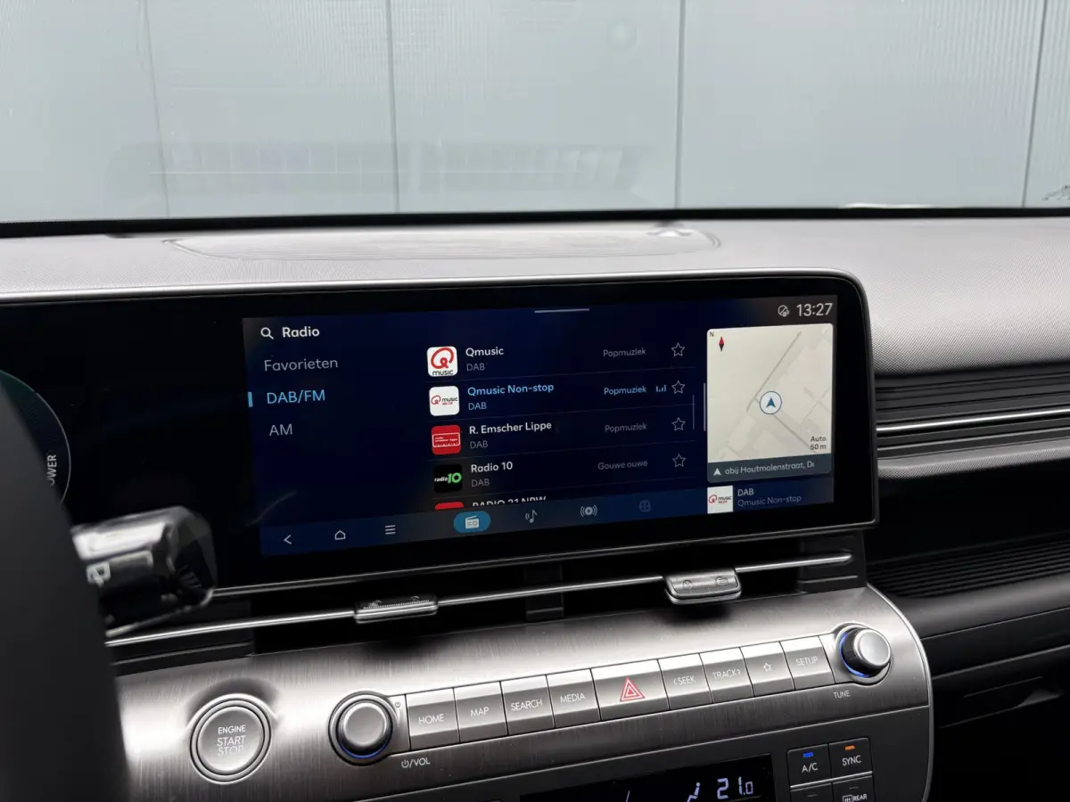1.6 GDI HEV Comfort Plus / Uit Voorraad Leverbaar / Voorstoelen verwarmd / Apple Carplay/Android Auto / Airco /