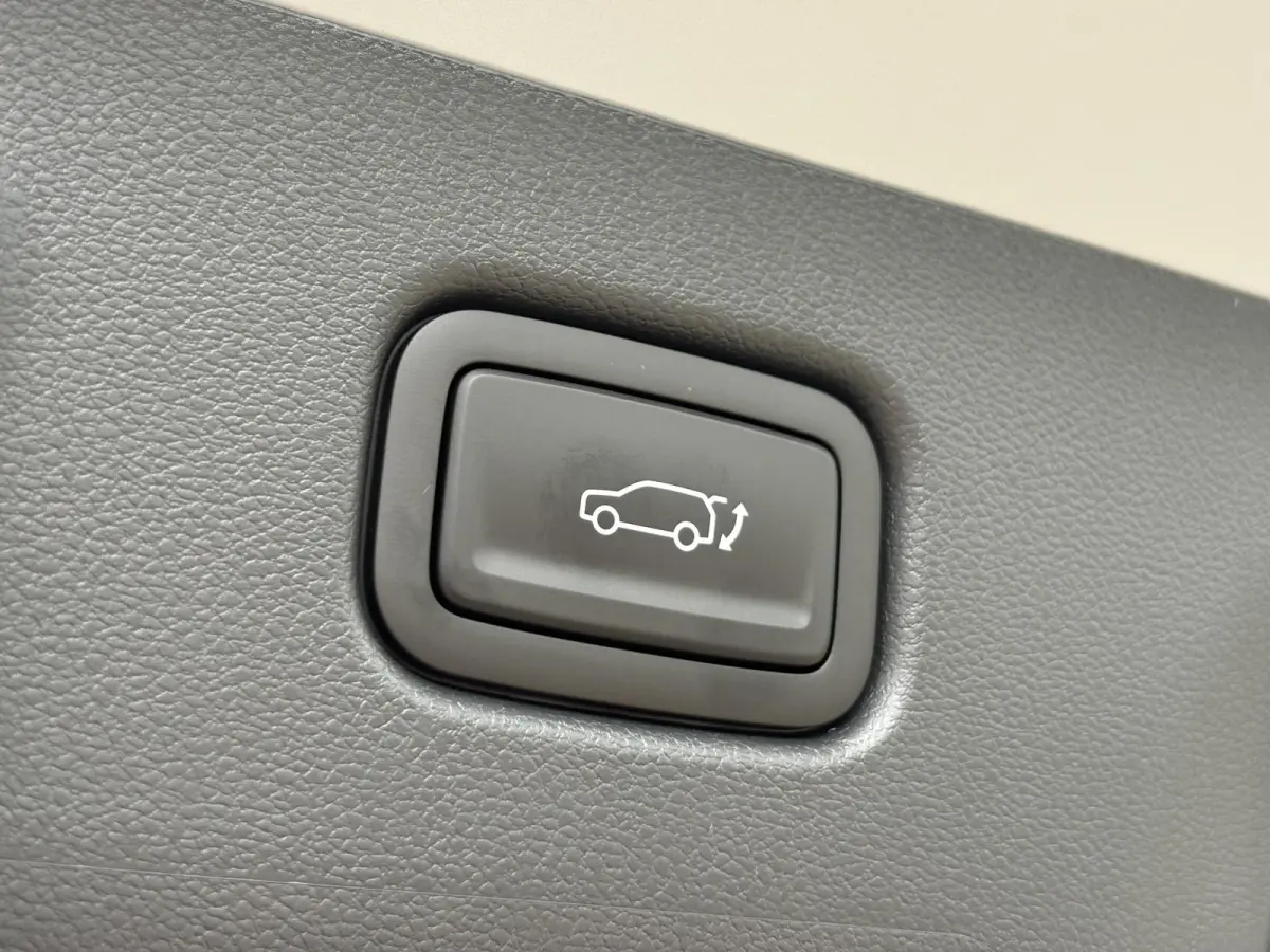 1.6 GDI HEV Comfort Plus / Uit Voorraad Leverbaar / Voorstoelen verwarmd / Apple Carplay/Android Auto / Airco /