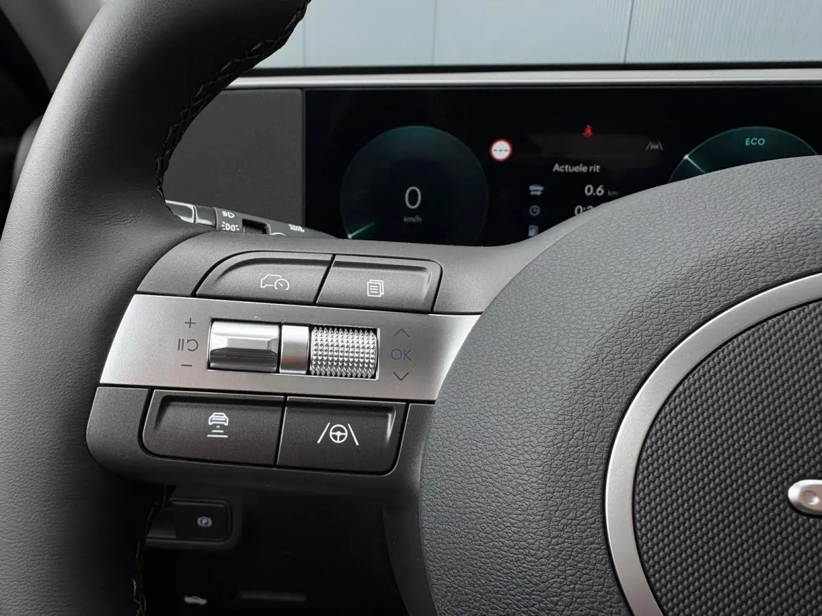 1.6 GDI HEV Comfort Plus / Uit Voorraad Leverbaar / Voorstoelen verwarmd / Apple Carplay/Android Auto / Airco /