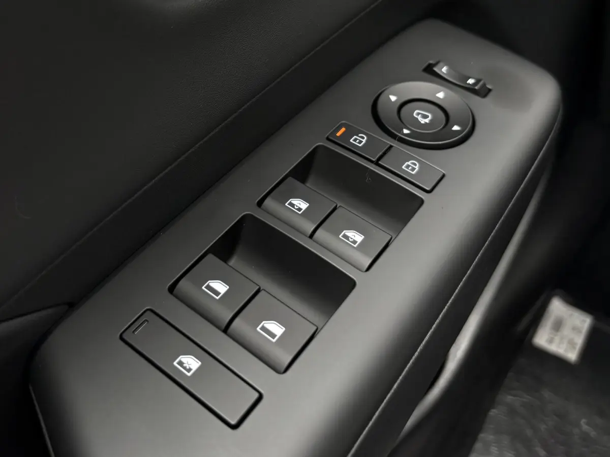 1.6 GDI HEV Comfort Plus / Uit Voorraad Leverbaar / Voorstoelen verwarmd / Apple Carplay/Android Auto / Airco /