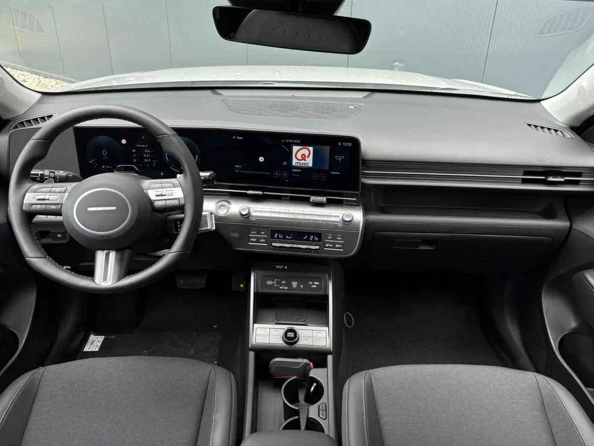 1.6 GDI HEV Comfort Plus / Uit Voorraad Leverbaar / Voorstoelen verwarmd / Apple Carplay/Android Auto / Airco /