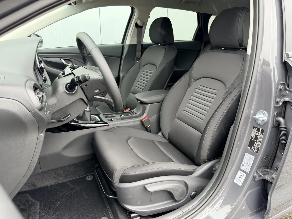 1.0 T-GDi Comfort / Navigatie / Climate Control / Cruise Control / Achteruitrijcamera /