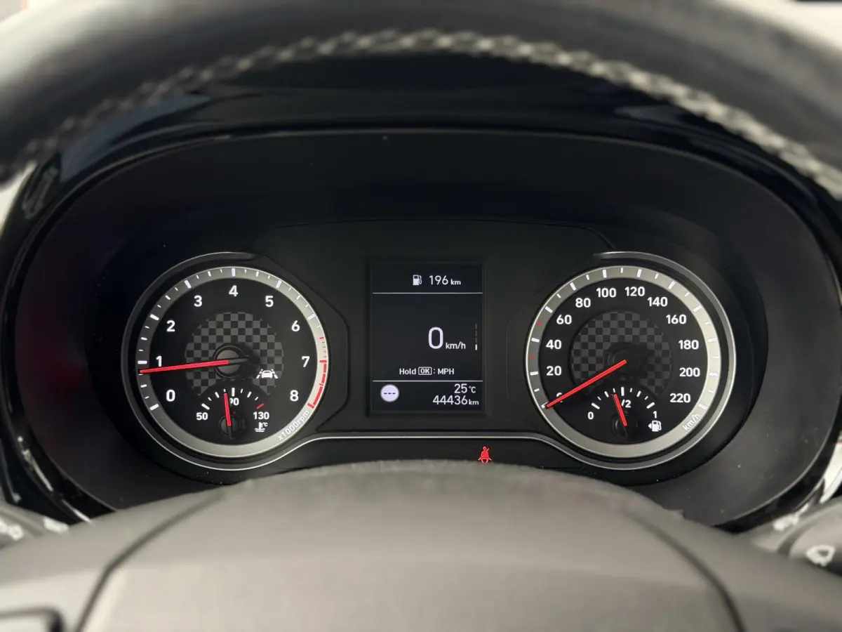 1.0 Comfort Smart / Navigatie / Achteruitrijcamera / Bluelink / Airco / Armsteun / Cruise Control / NL Auto /