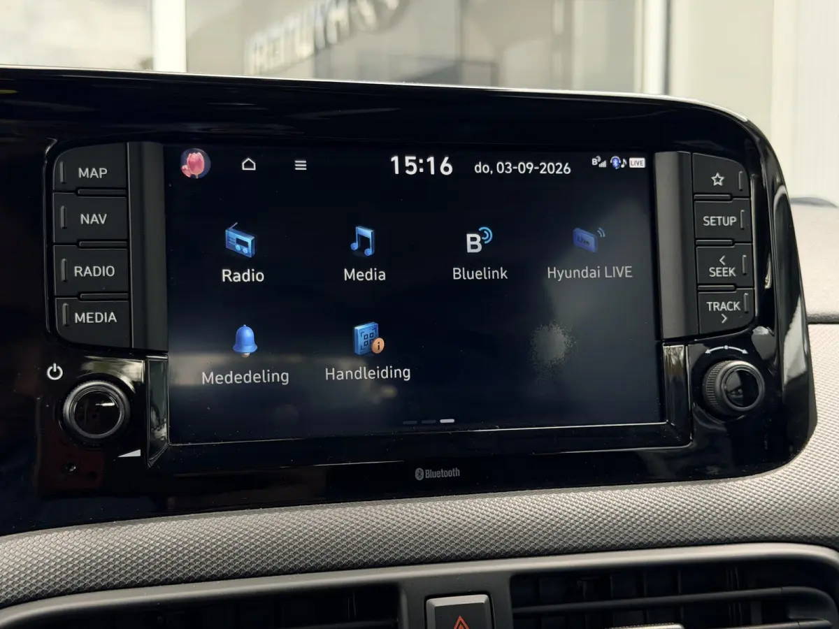 1.0 Comfort Smart / Navigatie / Achteruitrijcamera / Bluelink / Airco / Armsteun / Cruise Control / NL Auto /