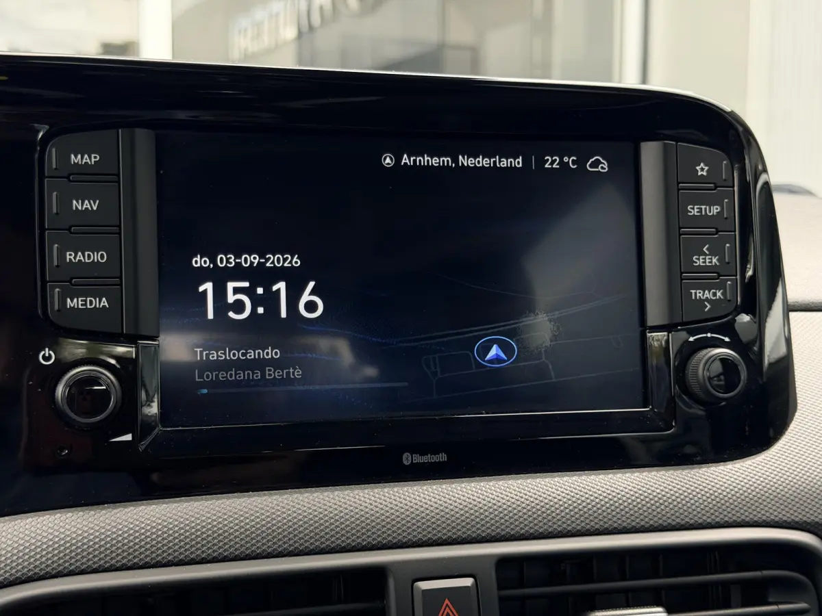 1.0 Comfort Smart / Navigatie / Achteruitrijcamera / Bluelink / Airco / Armsteun / Cruise Control / NL Auto /