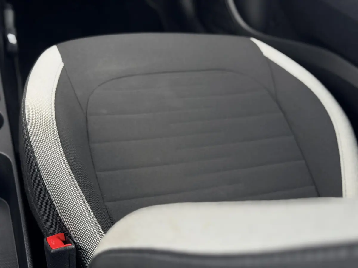 1.0 Comfort Smart / Navigatie / Achteruitrijcamera / Bluelink / Airco / Armsteun / Cruise Control / NL Auto /